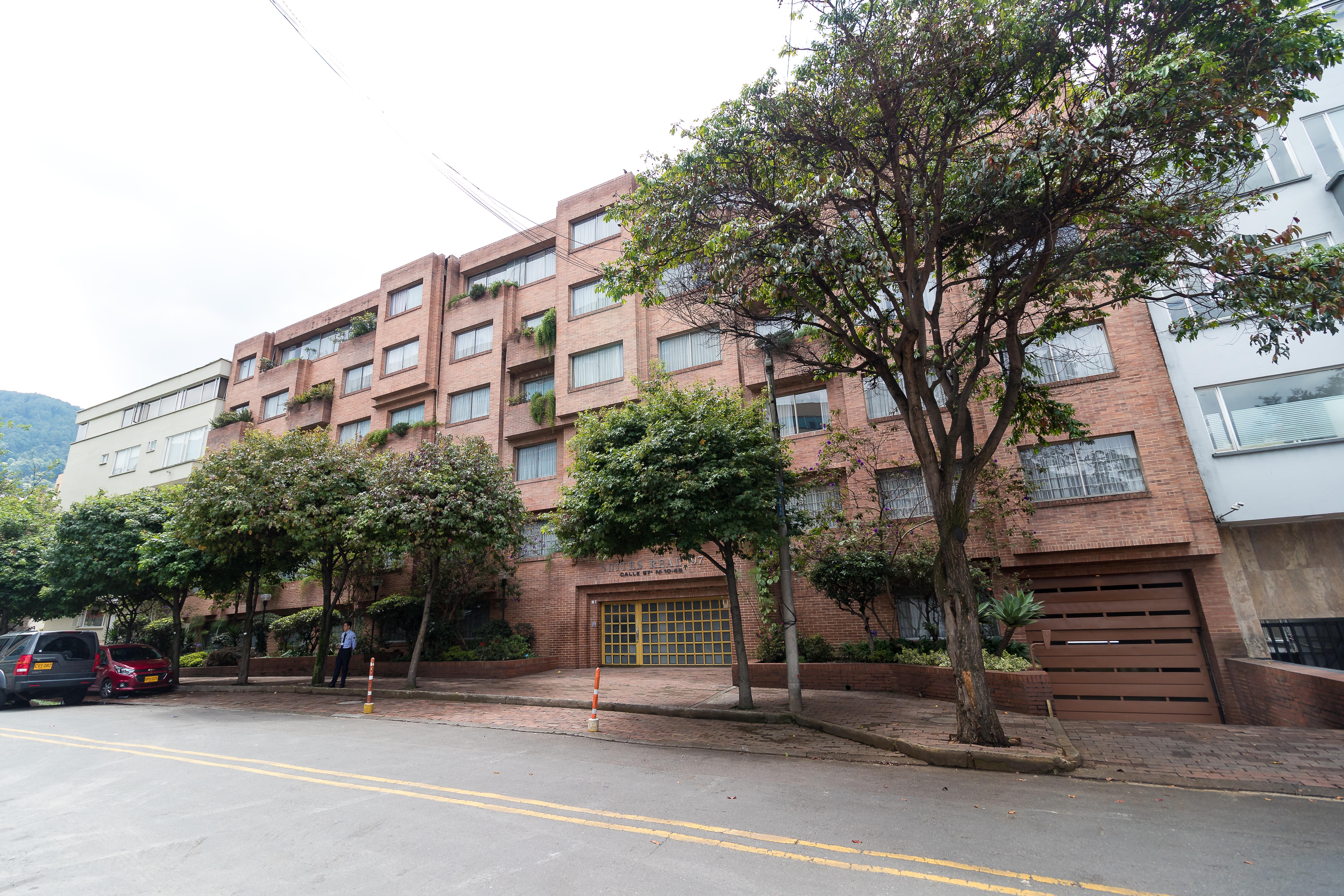 Hotel Suites Real 97 Bogota Exterior photo
